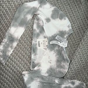 Grey and white tie dye crop long sleeve shirt
